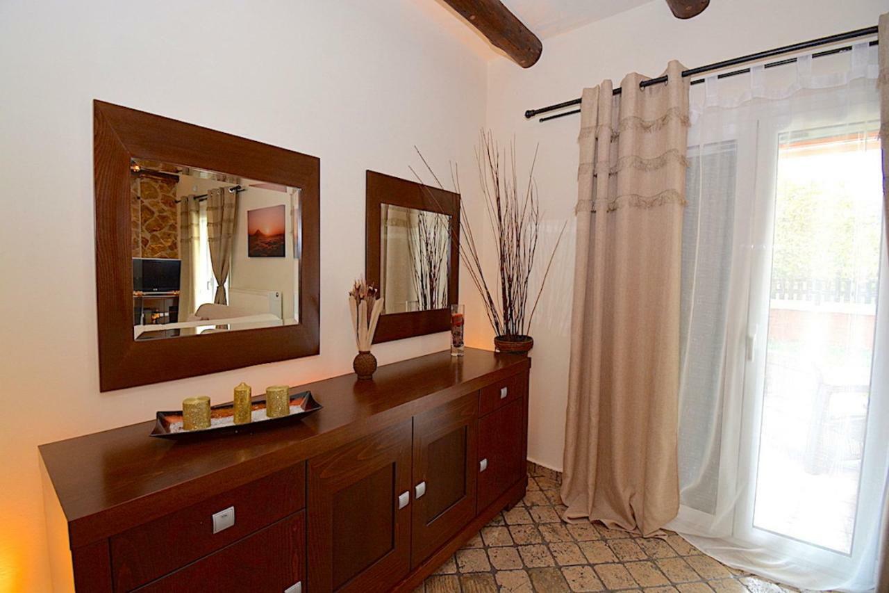 Villa Alex Sinarádes エクステリア 写真