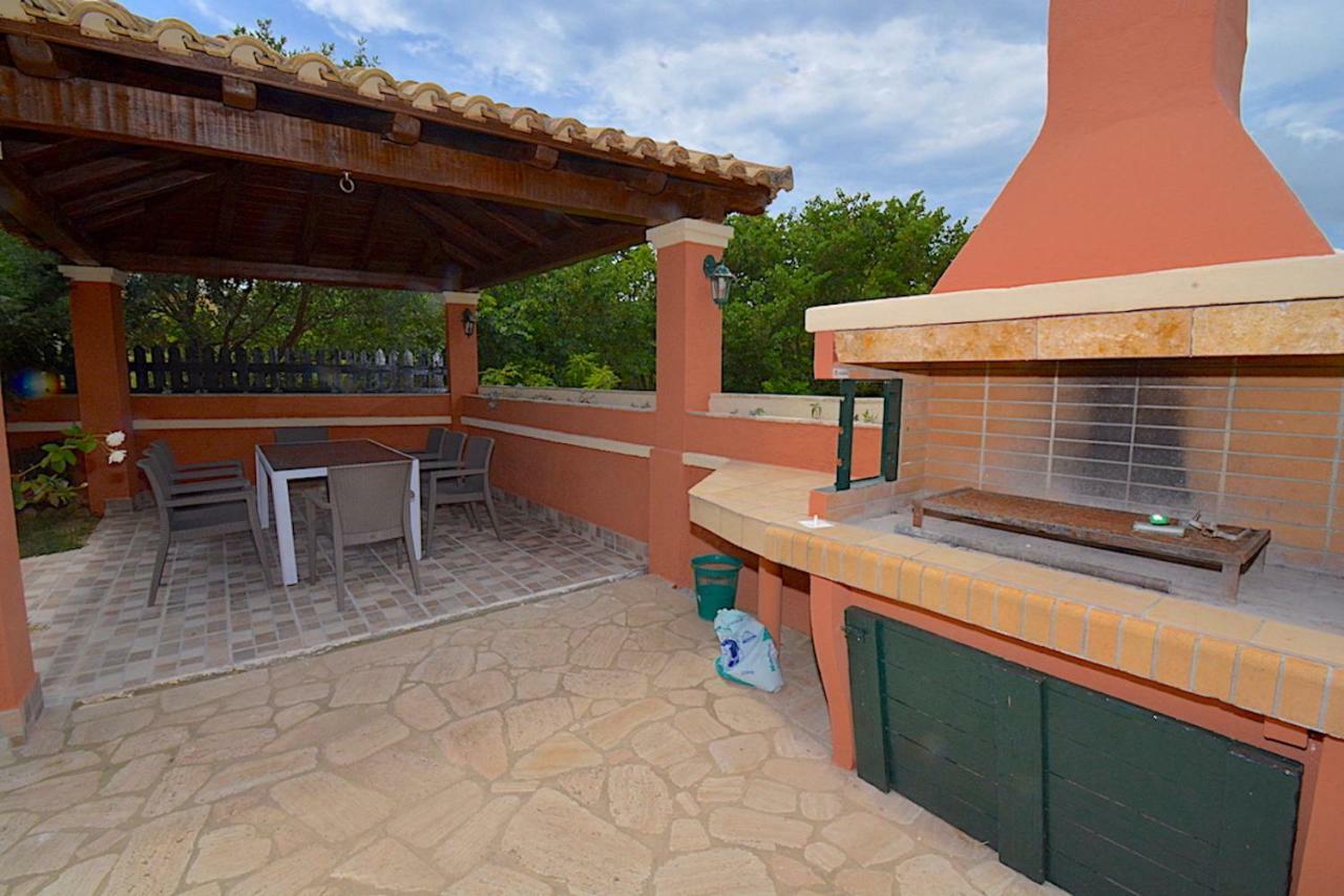 Villa Alex Sinarádes エクステリア 写真