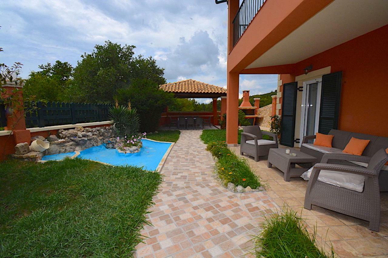 Villa Alex Sinarádes エクステリア 写真
