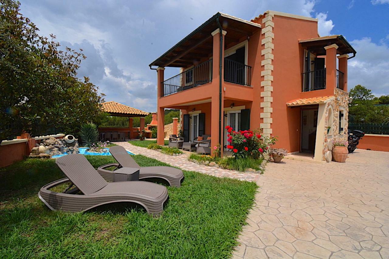 Villa Alex Sinarádes エクステリア 写真