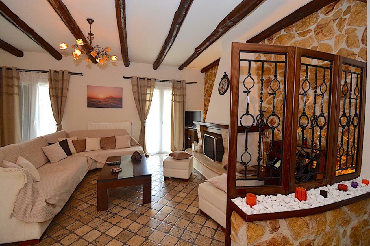 Villa Alex Sinarádes エクステリア 写真