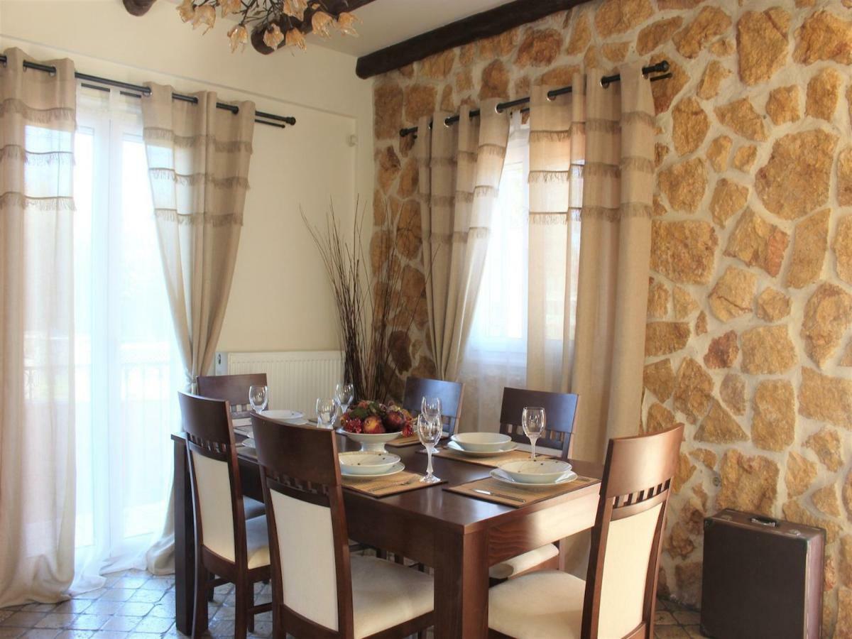 Villa Alex Sinarádes エクステリア 写真